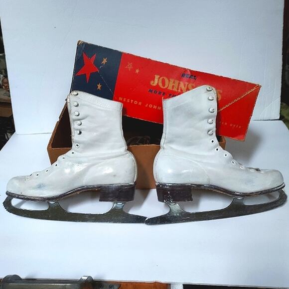 1953 Johnsons Figure Ice Skates in Original Box Womans size 6 - Picture 2 of 13